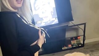 NetflixAndChills3way: Three Hotties Enjoy An Epic Threesome Adventure