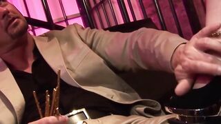 Short-Haired Vixen - Footjob Squirt Showdown