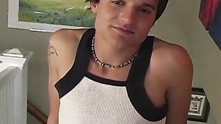 Twinks Hot Ass Gets Fucked Raw By Older Guy - Gay4Pay