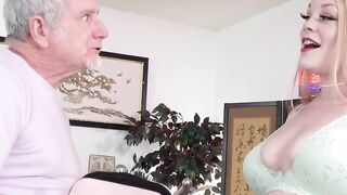 BBW LUNA STORM'S SEXY BODY GETTING HOT AND FUCKED BY A MACHINE