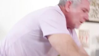 BBW LUNA STORM'S SEXY BODY GETTING HOT AND FUCKED BY A MACHINE