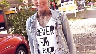 Short-Haired MILF Vickie Huntt Ripped - Sensual Erotic Dance & Striptease