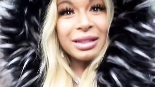Hot MILF Facesitting Blowjob - Amateur Couple Sharing Passion