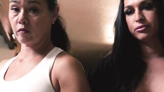 Sultry-Khloee Kay's Hot Threesome - MILF Diva Dana Vesspoli & Stepdaughter