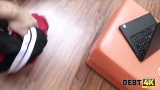 DEBT4k. Czech delicious delays paying rent thanks to sex on