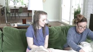 Petite Cutie Sharing Pussies With Milf - Older Woman Teaches women