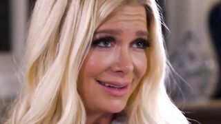 MILF's Secret Fantasy Fulfilled By Stepdaughter - Mommy Loves Me