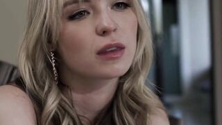 September Reign's Passionate Threesome - Double Penetration & Facial