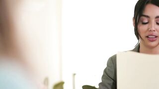 Kaylee Gunner's Office Gets A Visit From Sex-Starved Attorney Vanessa Skye
