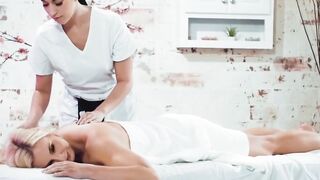 Indulgent Massage - Hot Wife Gets Her Kink On With A Skilled Hand