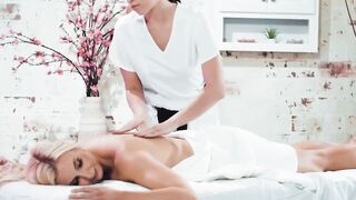 Indulgent Massage - Hot Wife Gets Her Kink On With A Skilled Hand