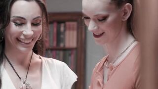 Library Sex Siren - Pawg Tranny Gets Creampied By Older Man