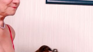 Amateur House Wife Swinger's Orgy - German Milf Threesome