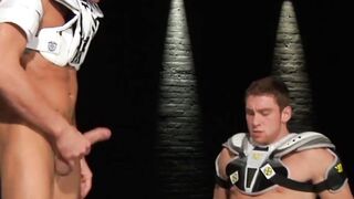 Connor Maguire Fucks Alex Gutsaovo Hard And Deep - Gay Pornhub