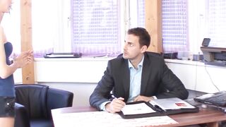 Seducing My Older Professor - Petit college girl Fucks Her Teacher In Office