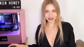 Rough Sex - Hot Slut Devouring Ripped Guy's Hard Dick in Deep Throat Blowjob