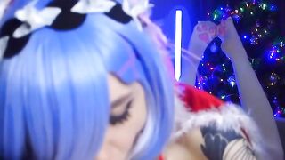 Christmas Blowjob Party - Santa's Helper Gets A Special Gift