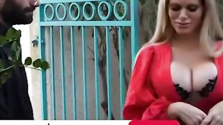 Blondie Bombshell Cassandra Akasha Rides A Huge-Dick In An Erotic Milfy Romance