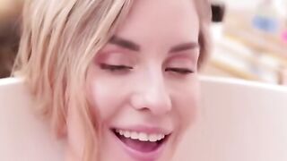 Bubble Bath Babe - Suck & Soap Play with Hot Guy