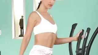 Leo Ahskoda's Fitness Journey - Sweat-Dripping Workout Routine With Elliptical Machine