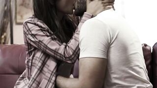 Muscle Stud Gives Sexual Dominance Lesson To Petite Babe - Gianna Dioir