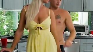 Stealth Seduction - Secret Encounters With Hot MILFs