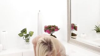 Alicia-Licious" - Erotic Massage Session with Sensual Touch of Passionate Lovemaking