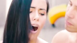 Andreia Deluxe's Poolside Adventure - Long Penis Surprise