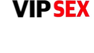 Vip Sex-vault's Hot Babe Rosselaa Visconte Fucked Hard by Driver in Car