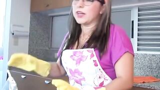 Thick Maid Francesca Restrepso Gives A One-Of-A rude Service To Landlords