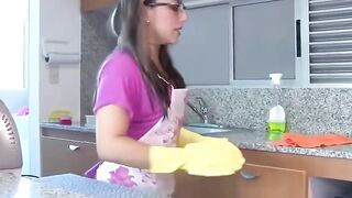 Thick Maid Francesca Restrepso Gives A One-Of-A rude Service To Landlords