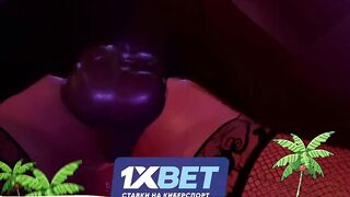 Выходные для мамы  Гэнгбэнг с милфой с большими сиськами 1 серия