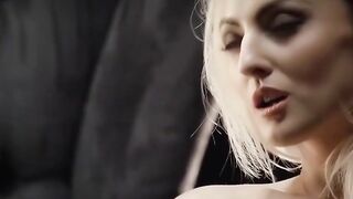 Blonde Bombshell Katy Rose Shaving Her Sexy Body For A Wild Night Of Passion