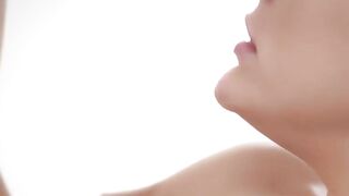 Erotic Massage Therapy - Hot Babe Gets Intimate Oily Touch from Expert Masseuse