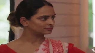 Indian Desi Girl's Hot Dance Off - Bollywood Style