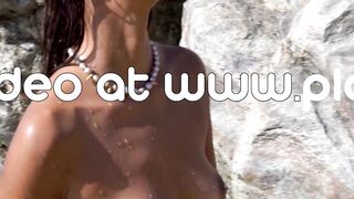 FLEXIBILITY QUEEN - Latina Teenage Dancer Showcases Her Incredibly Elastic Body