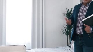 Big-Dick Babe Gives Wild Ride in Hardcore Threesome