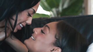 Pink Haired Babe Gives A Sloppy Blowjob And Gets Her Pussy Fucked Hard