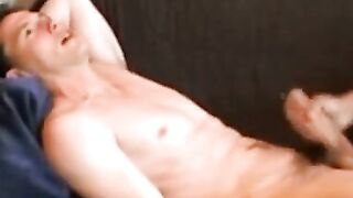 Big-Dick Babe Gets A Huge Facial From Her Stepbrother