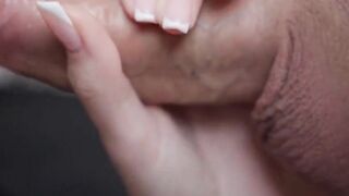 Amateur Couple Sharing Intimate Moments - Passionate Kissing & Sensual Oral Sex
