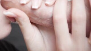 Amateur Couple Sharing Intimate Moments - Passionate Kissing & Sensual Oral Sex