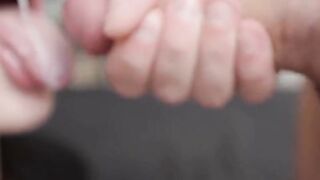 Amateur Couple Sharing Intimate Moments - Passionate Kissing & Sensual Oral Sex