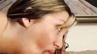 Big Booty Babe Loves to Show Off Her Ass - MILF Camgirl Fucks Herself