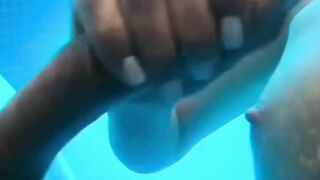I'm a tourist and my name is Gia who came to Constanța and I saw a boy at the pool. A