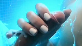 I'm a tourist and my name is Gia who came to Constanța and I saw a boy at the pool. A