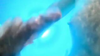 I'm a tourist and my name is Gia who came to Constanța and I saw a boy at the pool. A