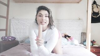 The penis was so thick that only the blowjob went