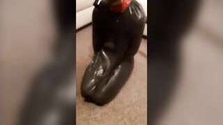 Sub chick Gasmasked Fetish into Trashbag Vacum Experiment