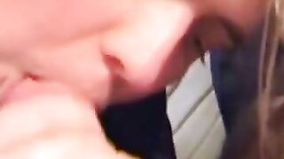 Stor kuk -avsugning i Oreebro, Sverige - Amatör Swedish Porn
