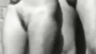 Solrig handjob med en dansk bedstemor
